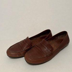 Women’s loafers by Born (size 8)